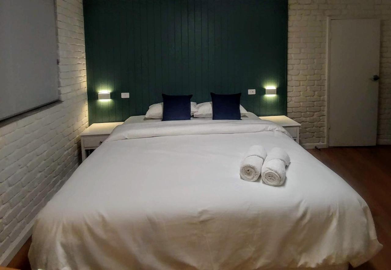 Bay House Motel บาโทเบย์ ภายนอก รูปภาพ
