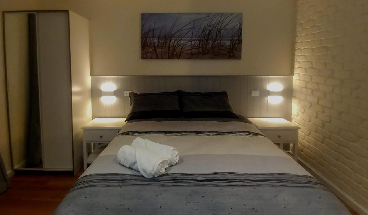 Bay House Motel บาโทเบย์ ภายนอก รูปภาพ